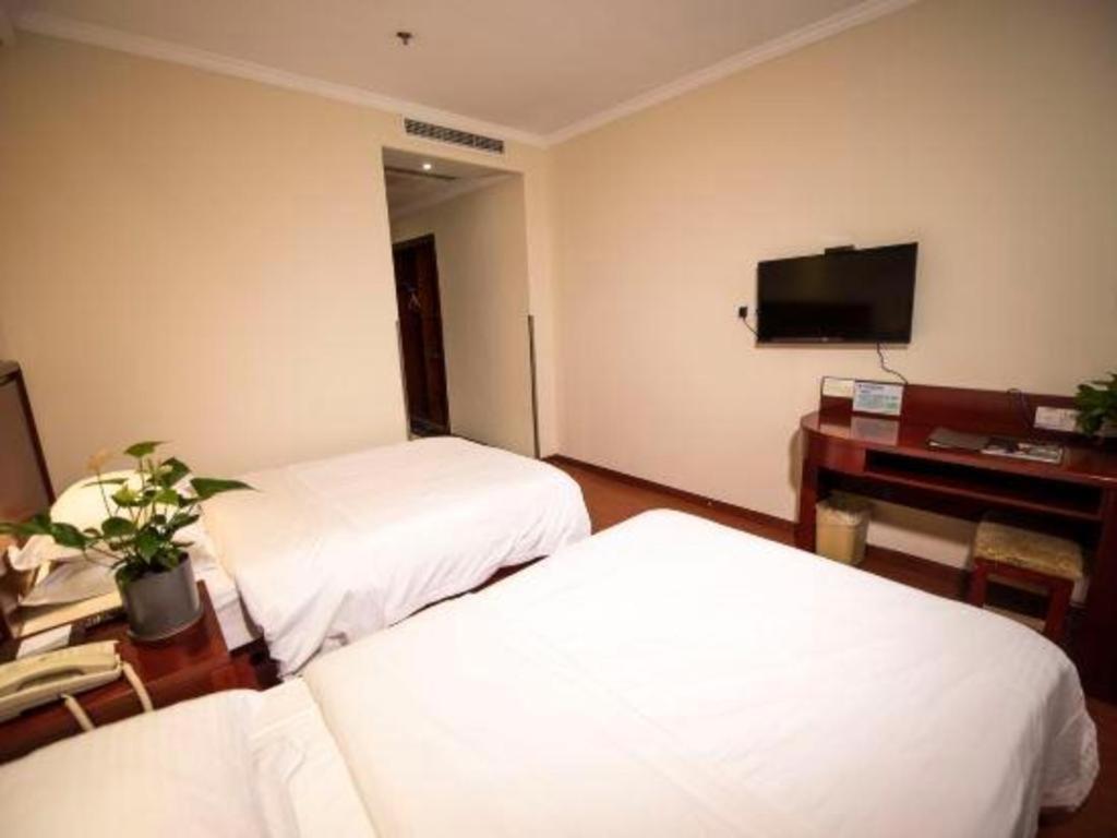 Greentree Inn Suzhou Railway Station North Square Haobainian Wedding Dress City Express Hotel Bagian luar foto