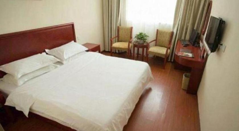Greentree Inn Suzhou Railway Station North Square Haobainian Wedding Dress City Express Hotel Bagian luar foto
