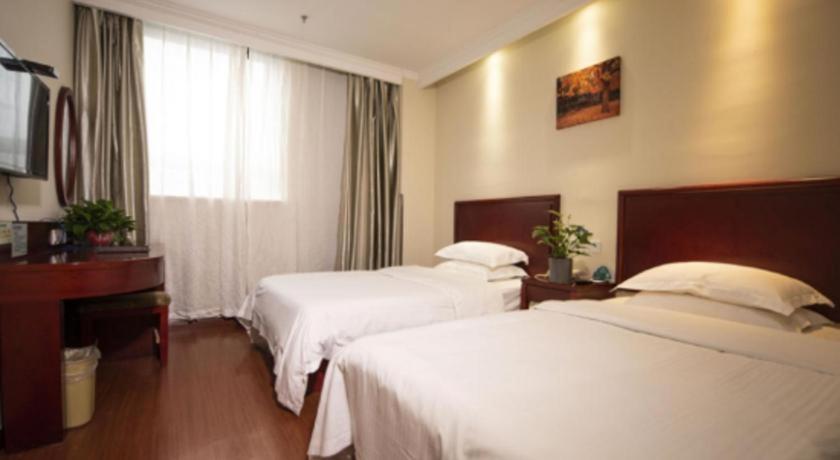 Greentree Inn Suzhou Railway Station North Square Haobainian Wedding Dress City Express Hotel Bagian luar foto